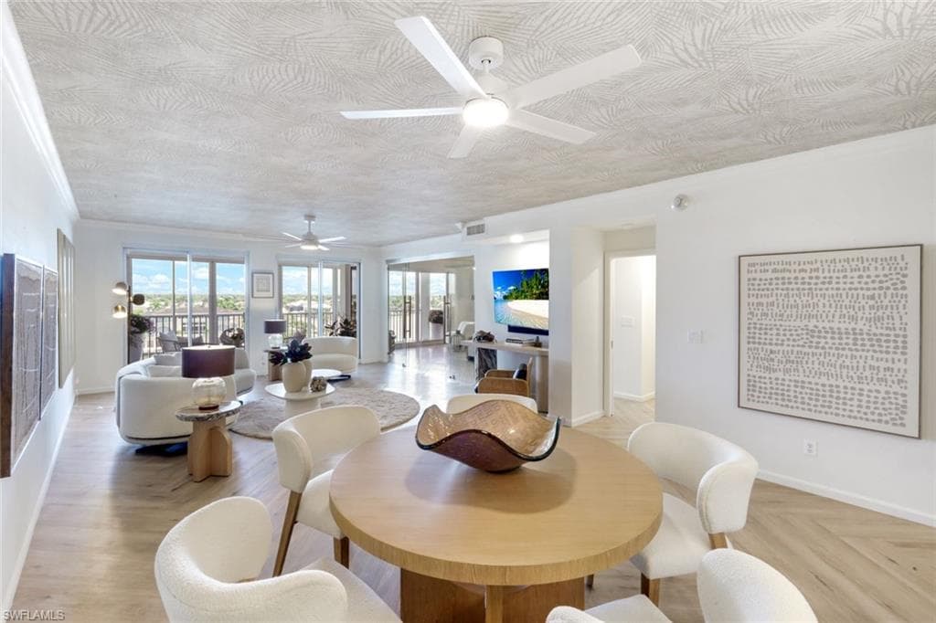 9790 Gulf Shore Dr 505, Naples, FL 34108-9