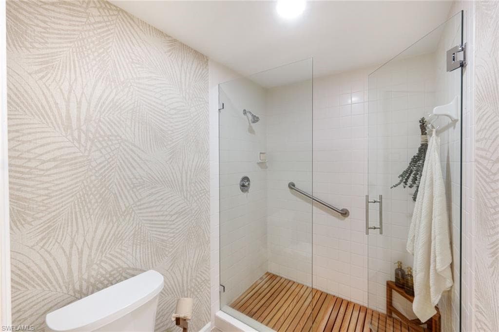 9790 Gulf Shore Dr 505, Naples, FL 34108-26