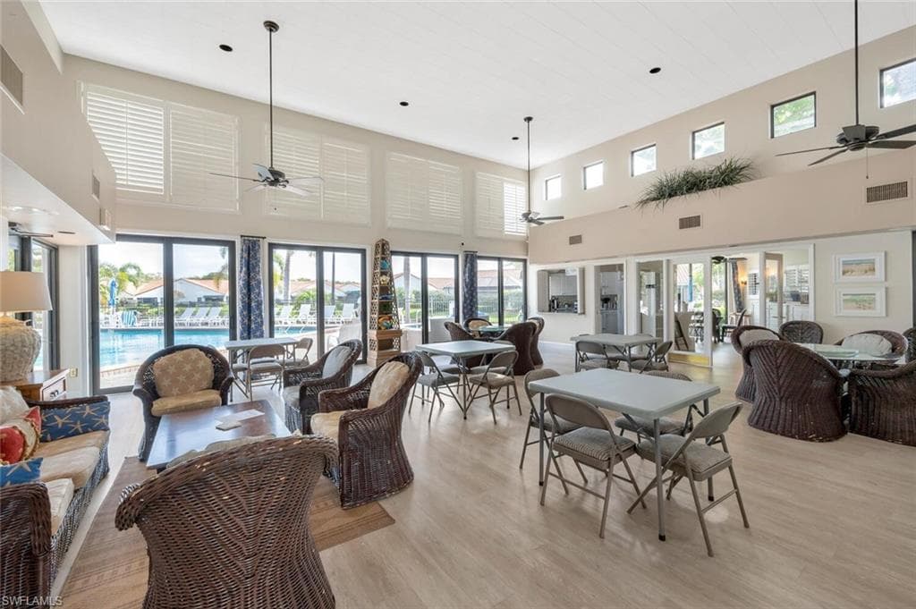 577 Beachwalk Cir R-203, Naples, FL 34108-33