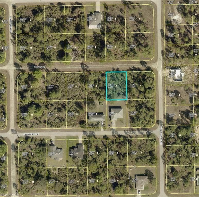1038 Card St E, Lehigh Acres, FL 33974-2