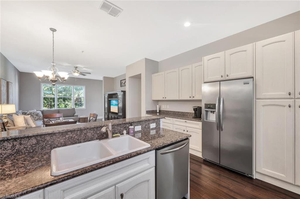 3720 Montreux Ln 203, Naples, FL 34114-11