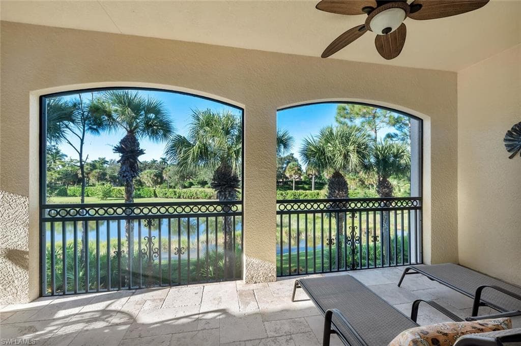 3720 Montreux Ln 203, Naples, FL 34114-35