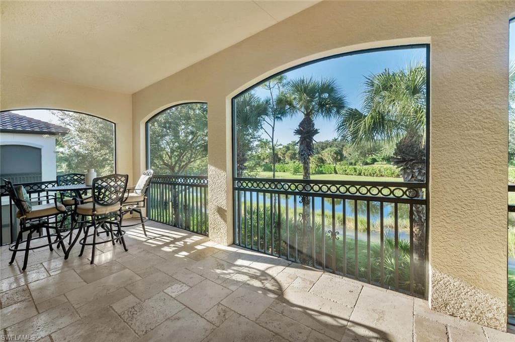 3720 Montreux Ln 203, Naples, FL 34114-36