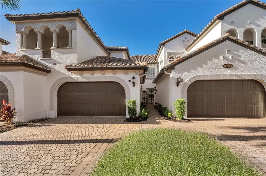3720 Montreux Ln 203, Naples, FL 34114-2