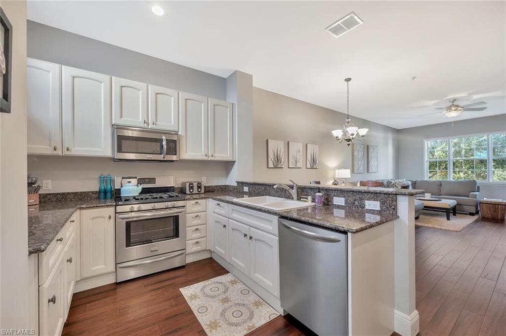 3720 Montreux Ln 203, Naples, FL 34114-3
