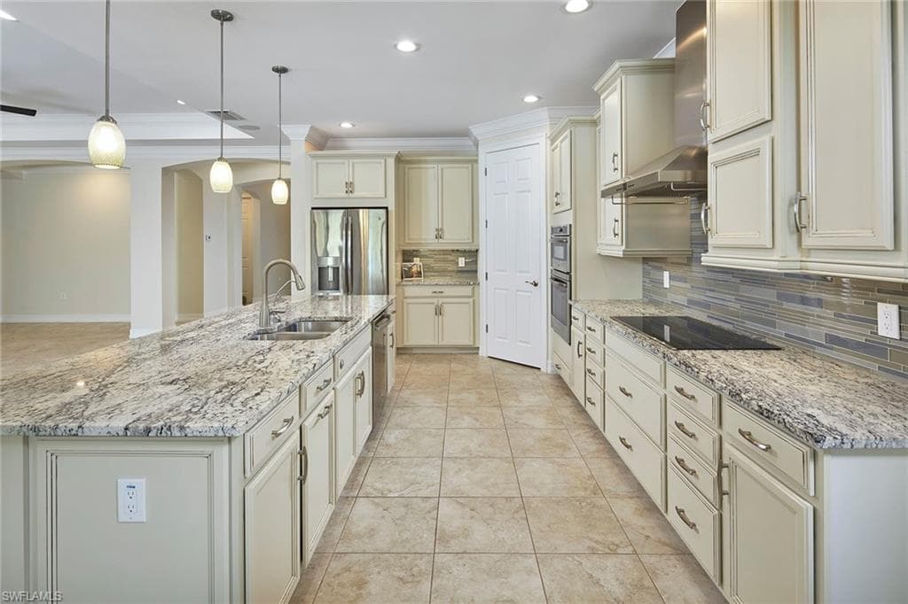 1621 Songbird Ct, Naples, FL 34120-8