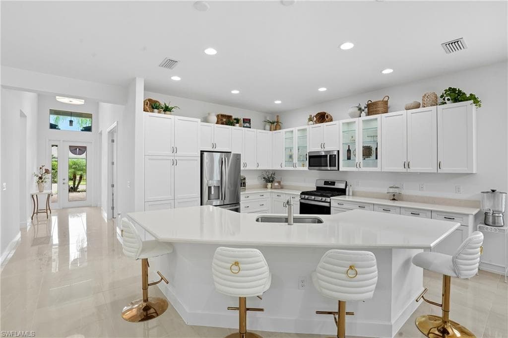 28604 Moraga Ln, Bonita Springs, FL 34135-11