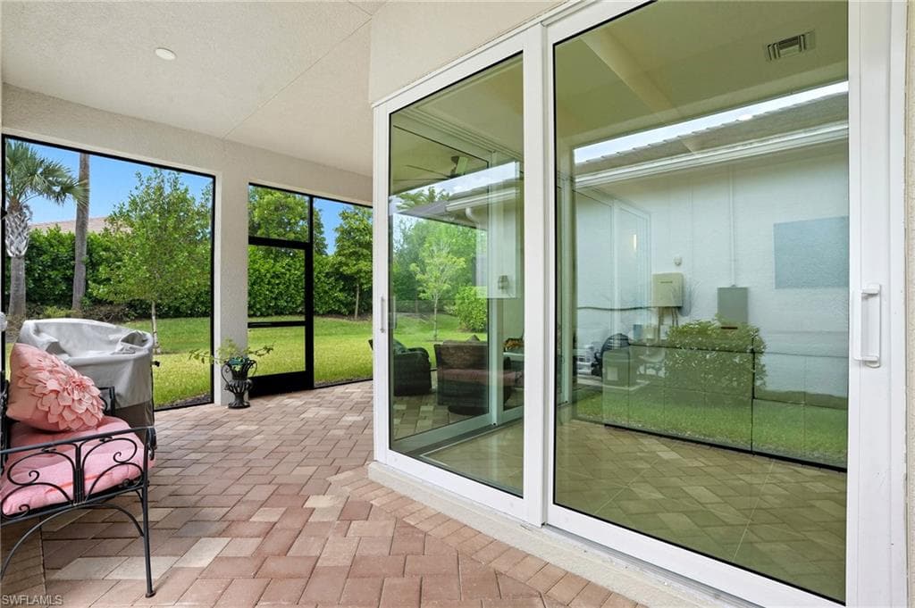 28604 Moraga Ln, Bonita Springs, FL 34135-29