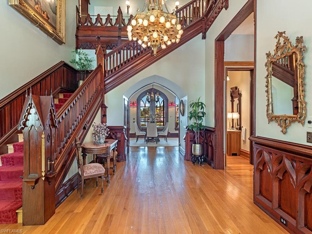 730 21st Ave S, Naples, FL 34102-12