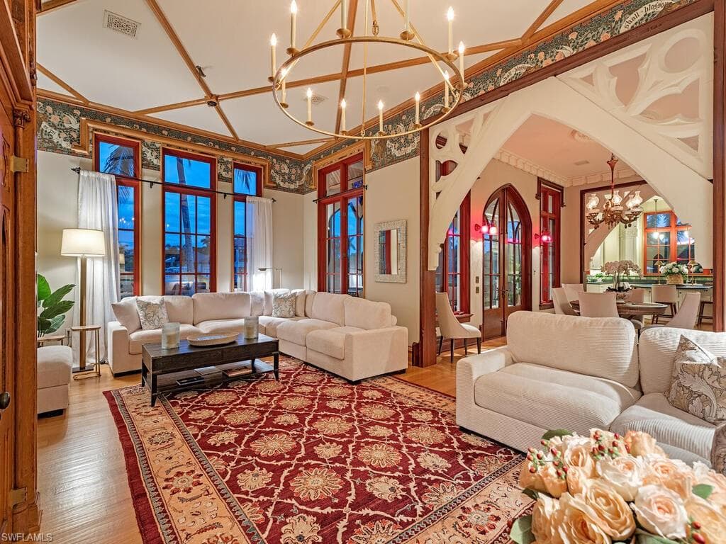 730 21st Ave S, Naples, FL 34102-23