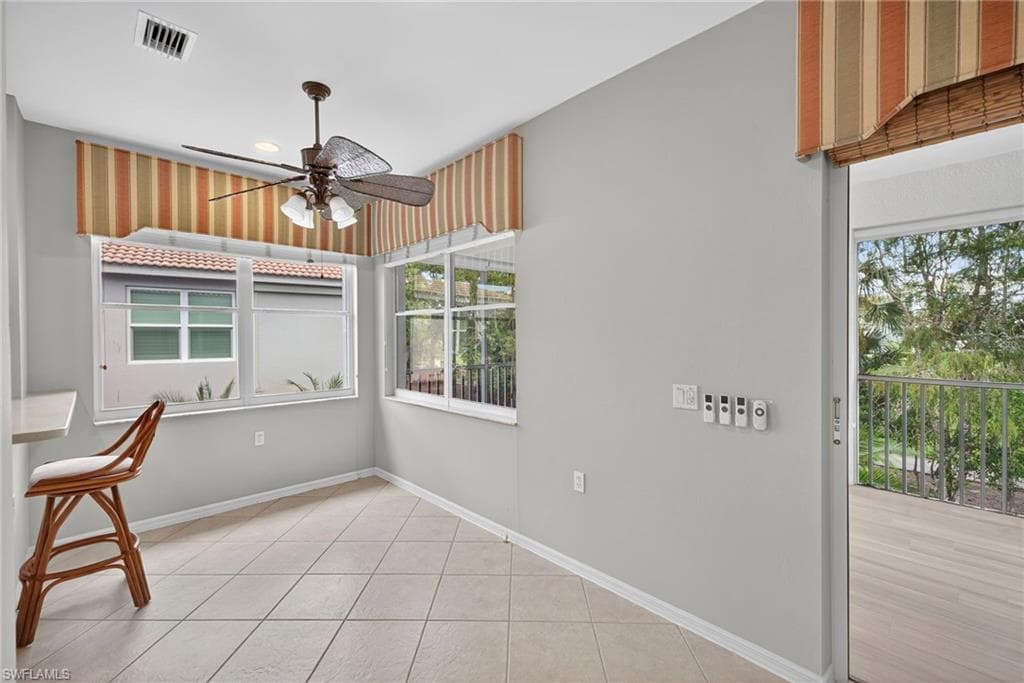 3962 Bishopwood Ct W 201, Naples, FL 34114-15