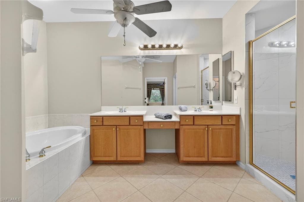 3962 Bishopwood Ct W 201, Naples, FL 34114-19