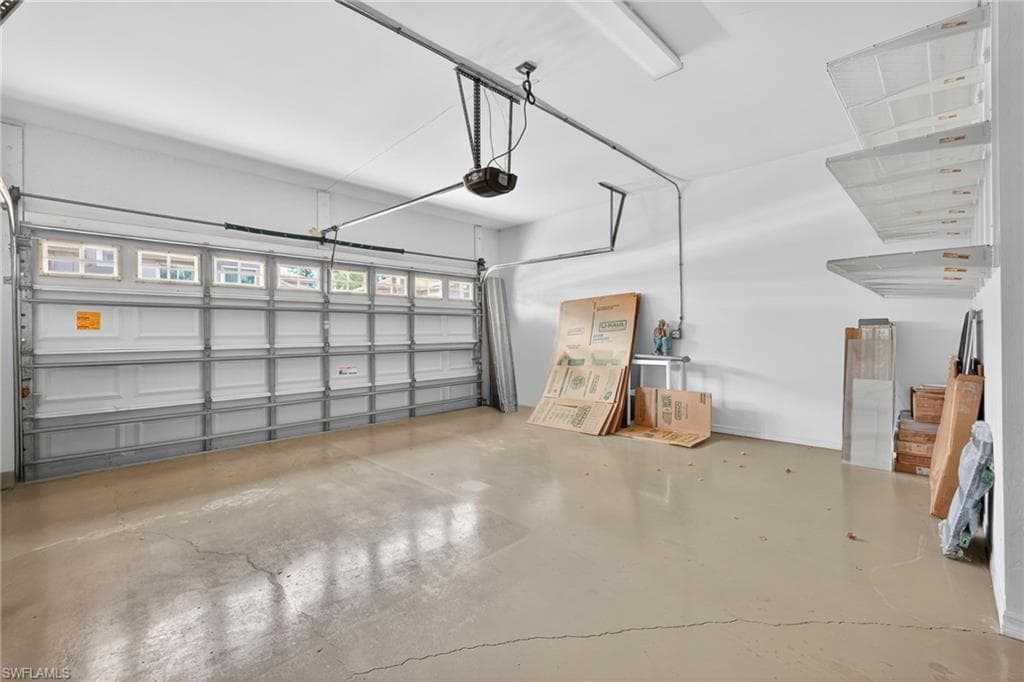 3962 Bishopwood Ct W 201, Naples, FL 34114-29