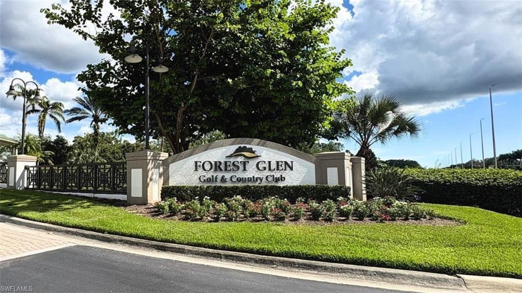 3962 Bishopwood Ct W 201, Naples, FL 34114-32