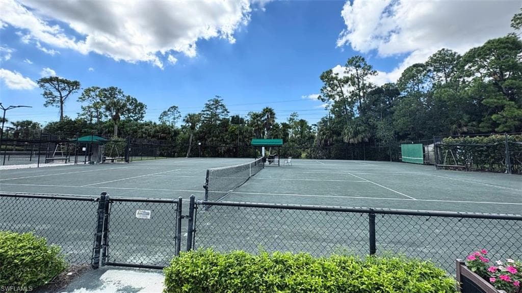 3962 Bishopwood Ct W 201, Naples, FL 34114-39