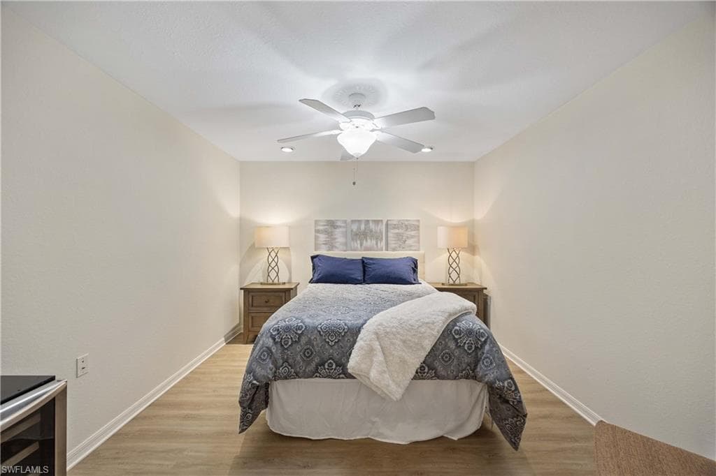 9832 Venezia Cir 1025, Naples, FL 34113-16