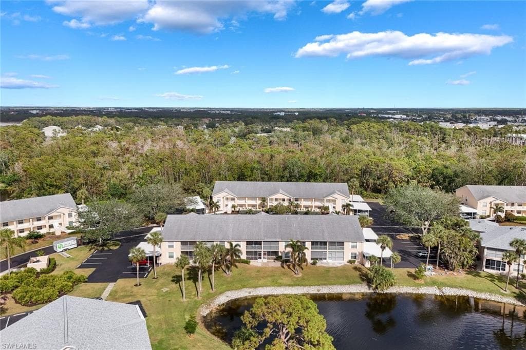 774 Wiggins Lake Dr 203, Naples, FL 34110-27