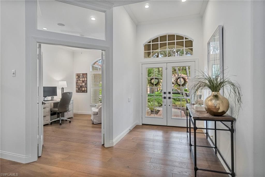8110 Lowbank Dr, Naples, FL 34109-8