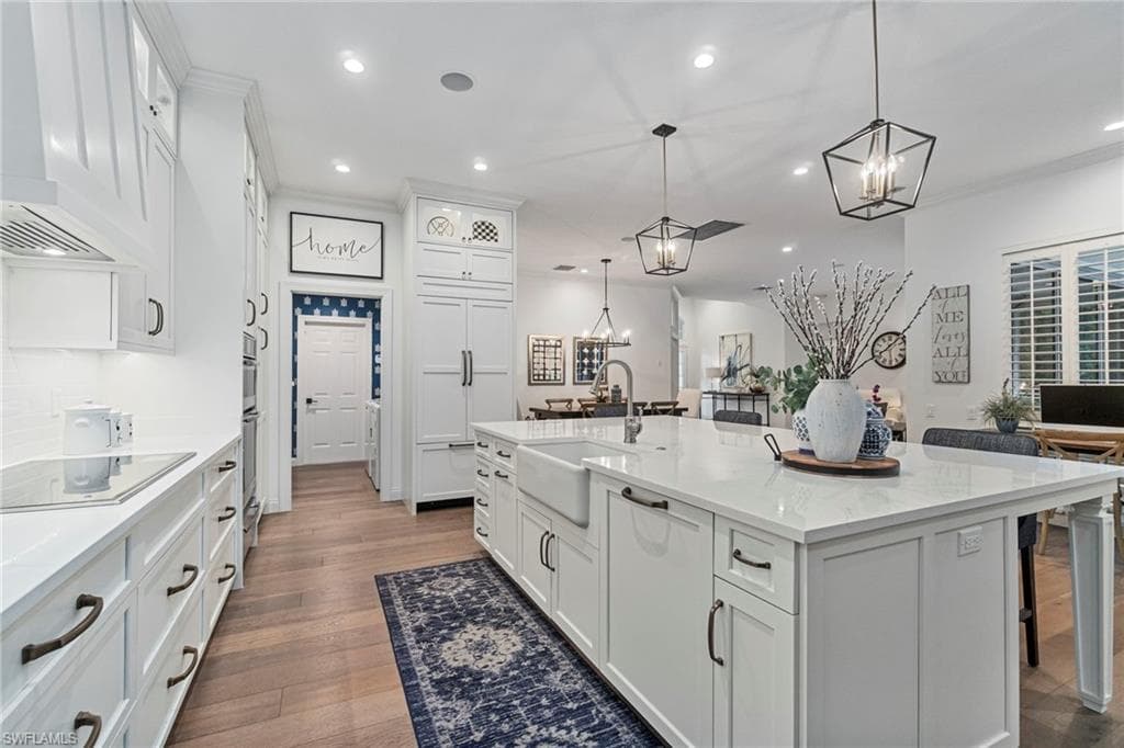 8110 Lowbank Dr, Naples, FL 34109-15