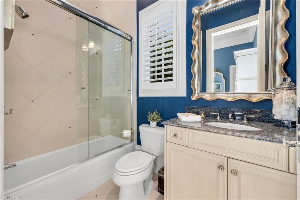 2079 Torino Way, Naples, FL 34105-16