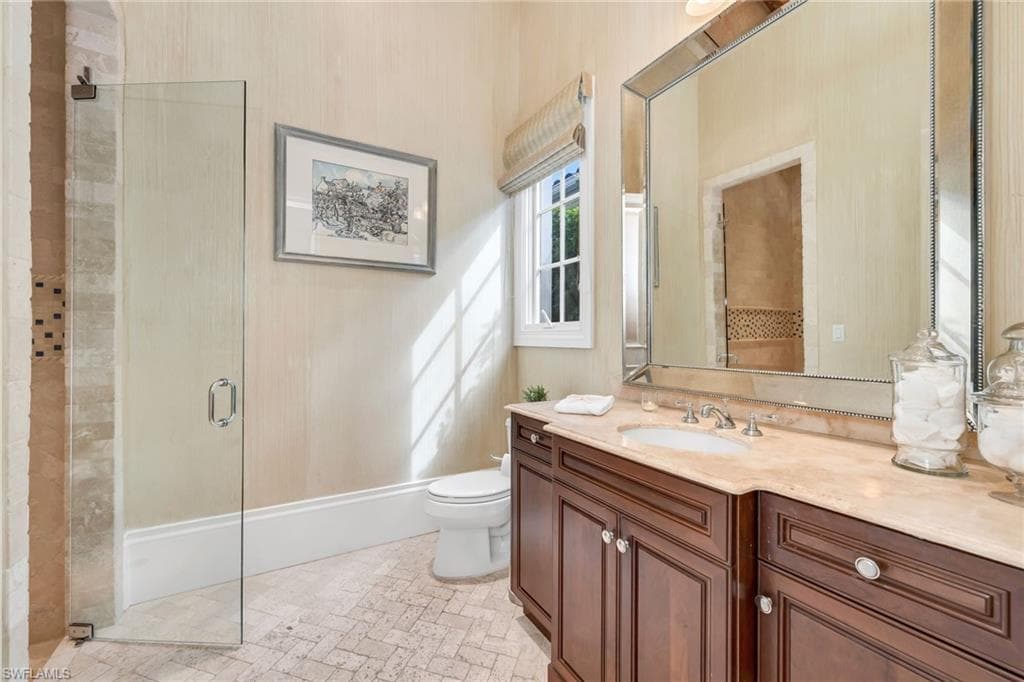 2079 Torino Way, Naples, FL 34105-18