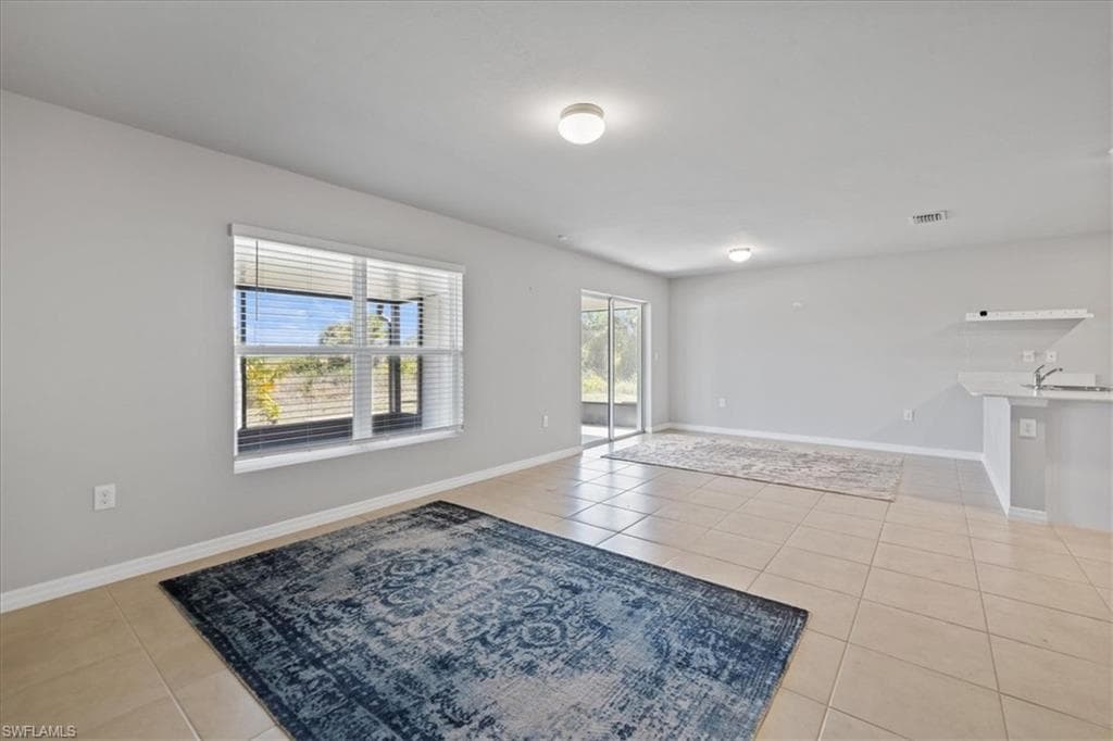 8015 Mangrove Cir, Labelle, FL 33935-9