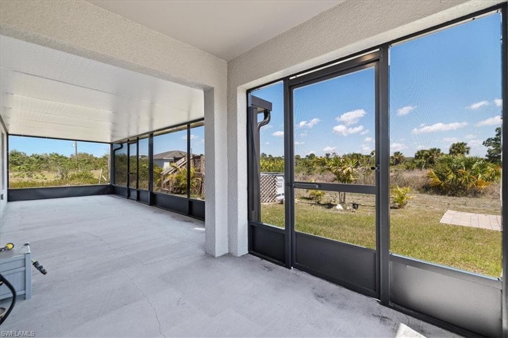 8015 Mangrove Cir, Labelle, FL 33935-28