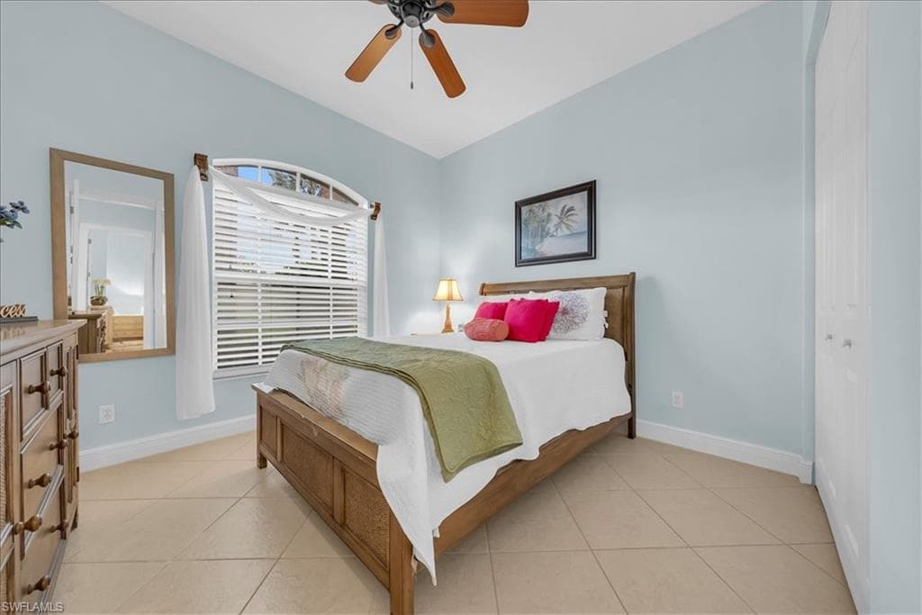 28466 Hidden Lake Dr, Bonita Springs, FL 34134-13