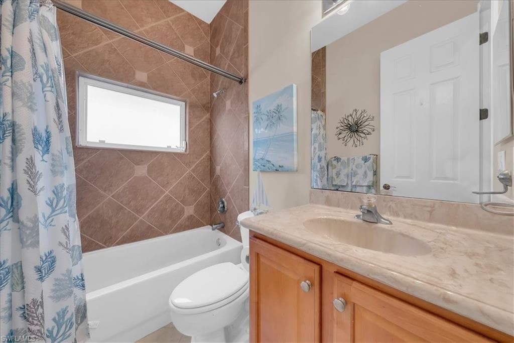 28466 Hidden Lake Dr, Bonita Springs, FL 34134-14