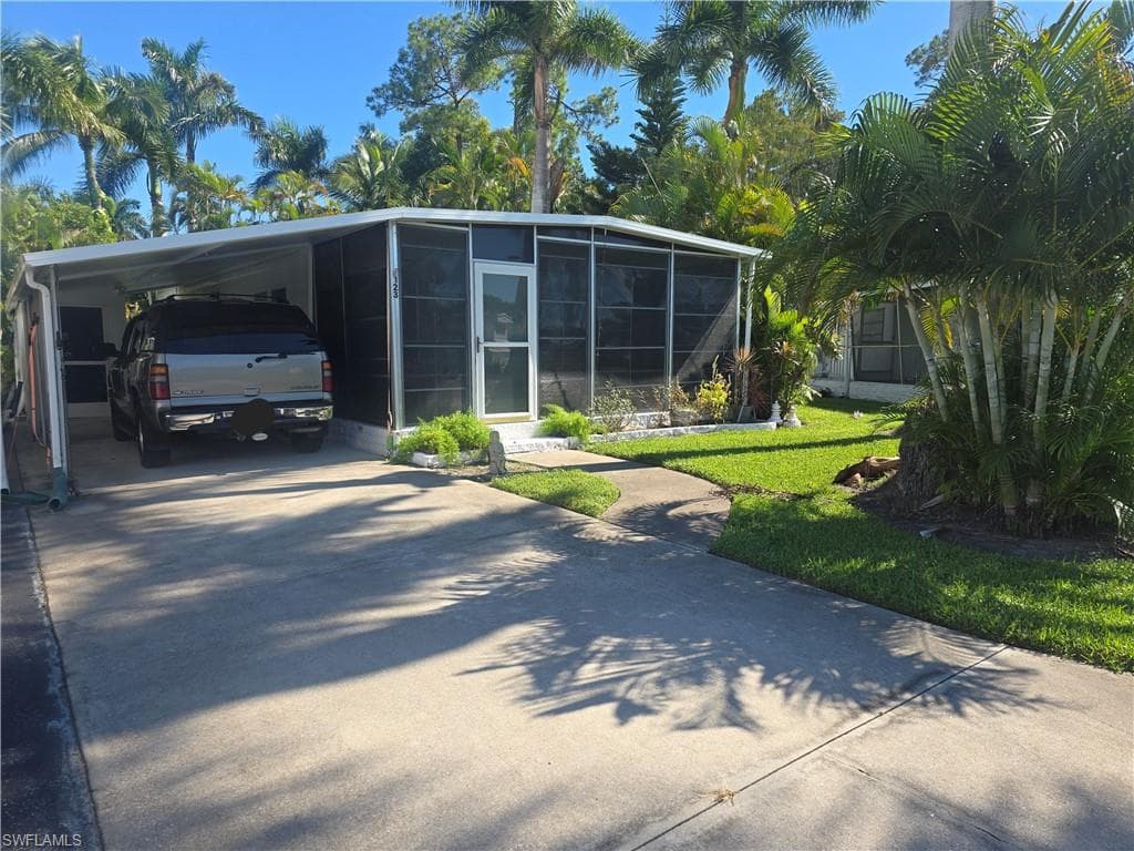 123 Enchanting Blvd E123, Naples, FL 34112-1
