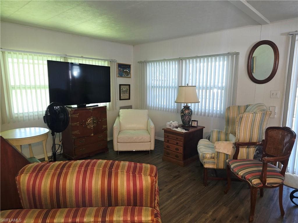 123 Enchanting Blvd E123, Naples, FL 34112-3