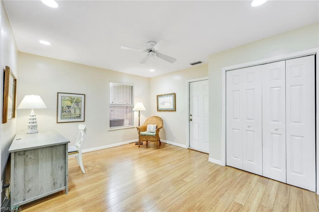 131 Cajeput Dr, Naples, FL 34108-19