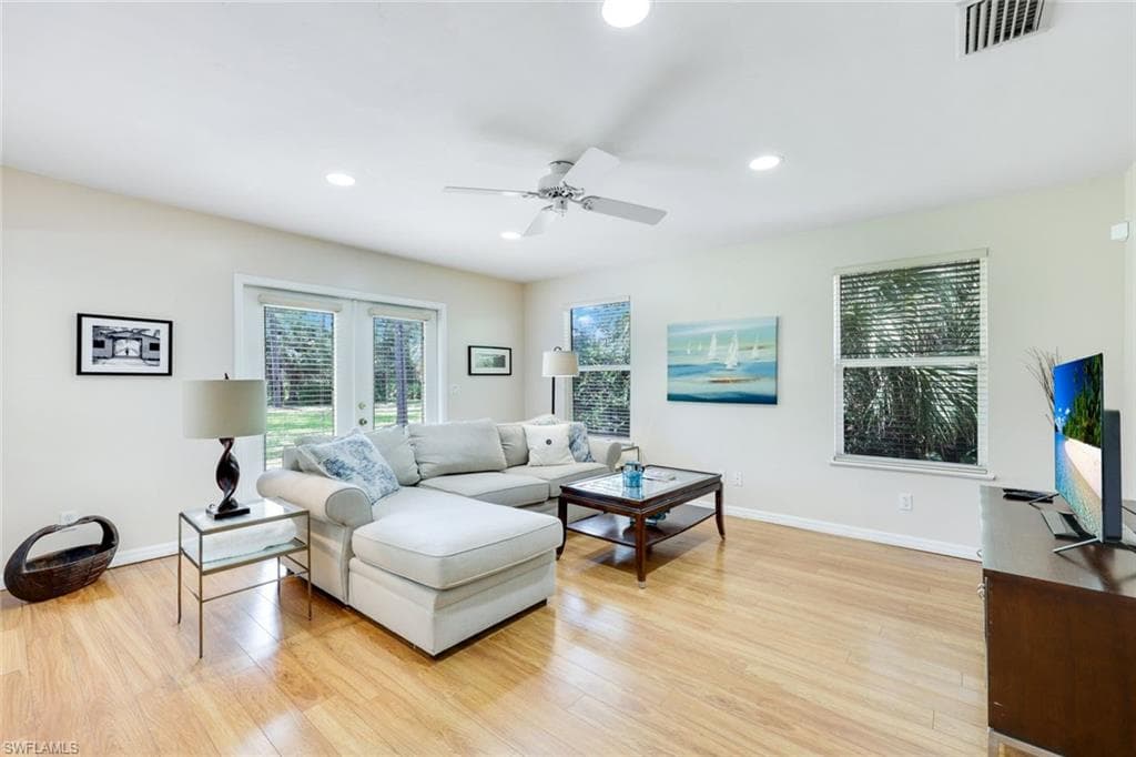 131 Cajeput Dr, Naples, FL 34108-7