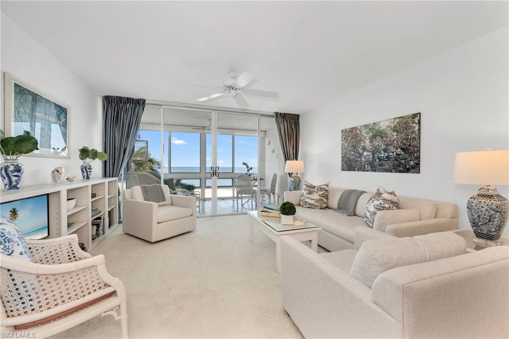 2121 Gulf Shore Blvd N 305, Naples, FL 34102-4