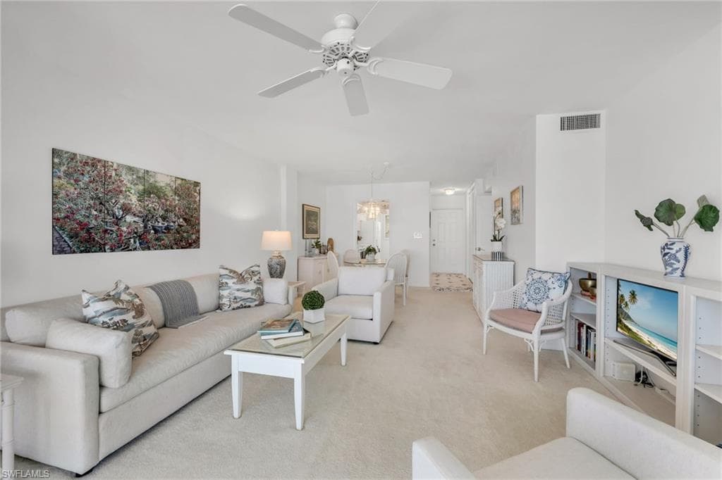 2121 Gulf Shore Blvd N 305, Naples, FL 34102-6