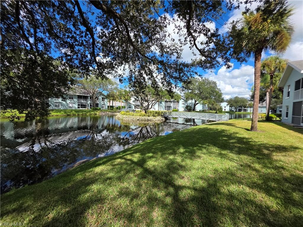 137 Wading Bird Cir F103, Naples, FL 34110-8
