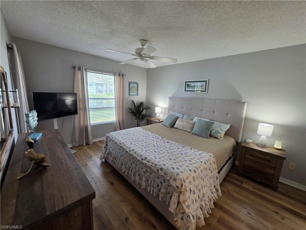 137 Wading Bird Cir F103, Naples, FL 34110-11
