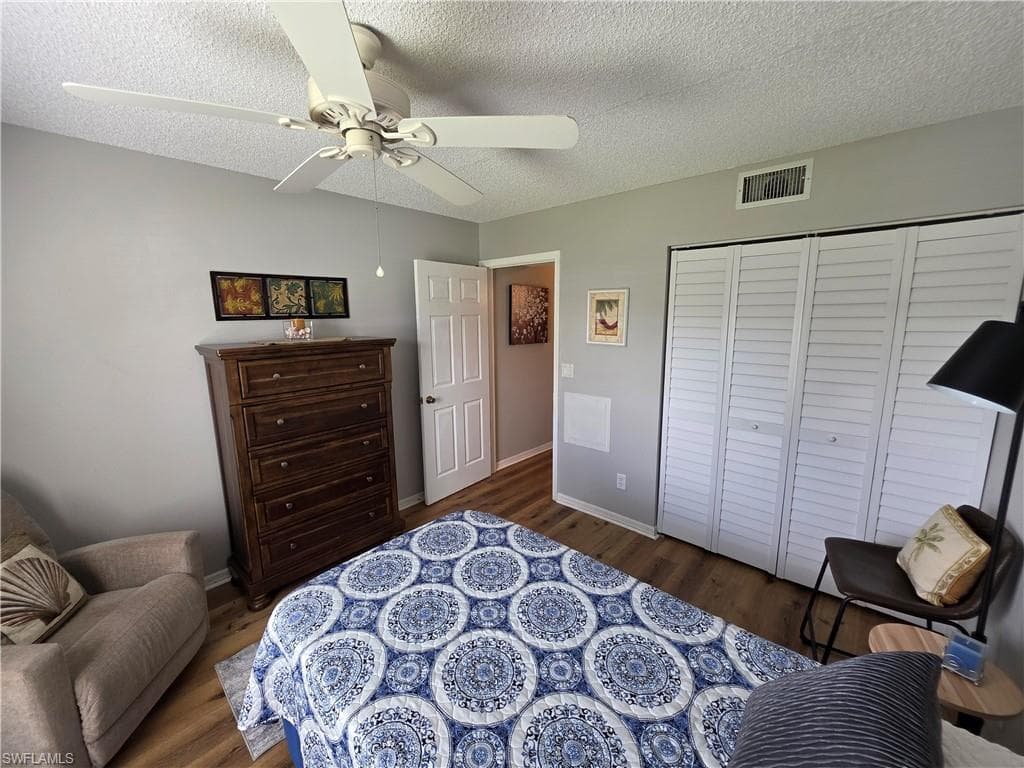 137 Wading Bird Cir F103, Naples, FL 34110-18