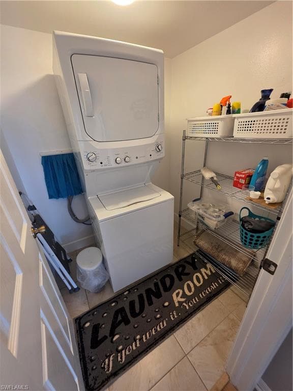 137 Wading Bird Cir F103, Naples, FL 34110-26