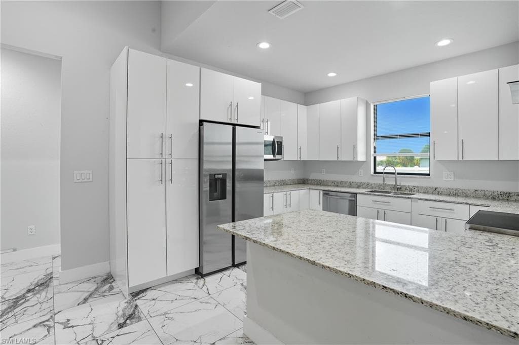 2314 33rd Pl, Cape Coral, FL 33993-10