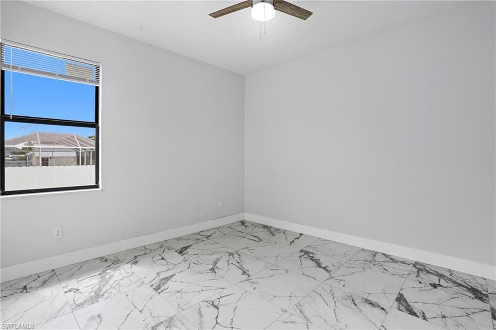 2314 33rd Pl, Cape Coral, FL 33993-24