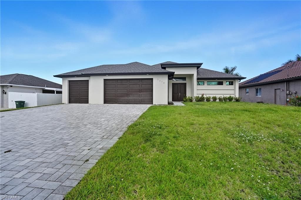2314 33rd Pl, Cape Coral, FL 33993-1