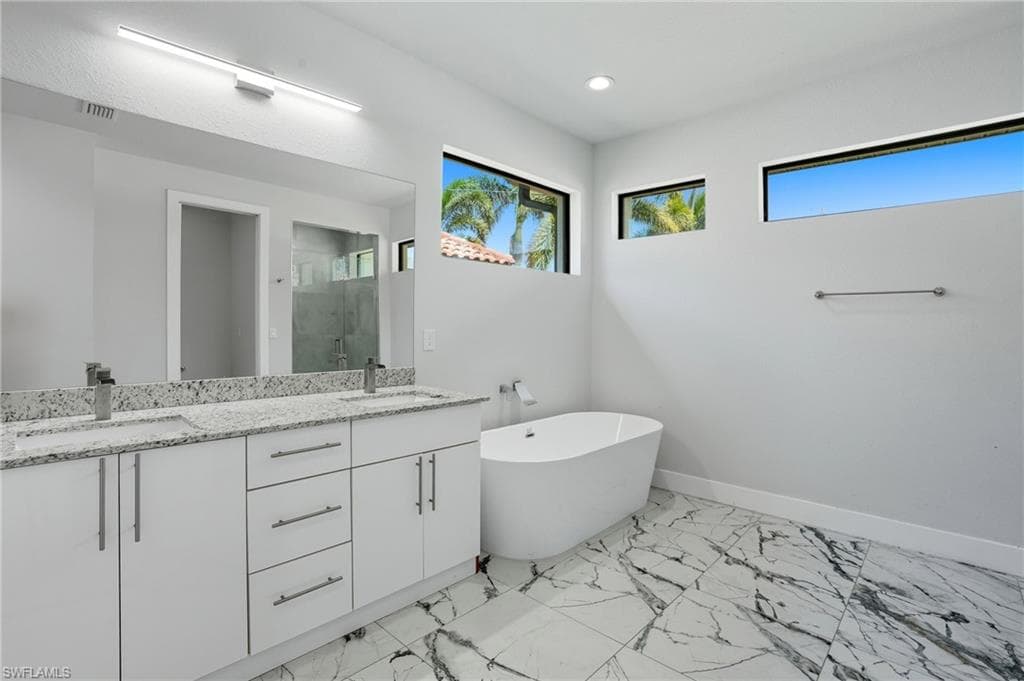 2314 33rd Pl, Cape Coral, FL 33993-3