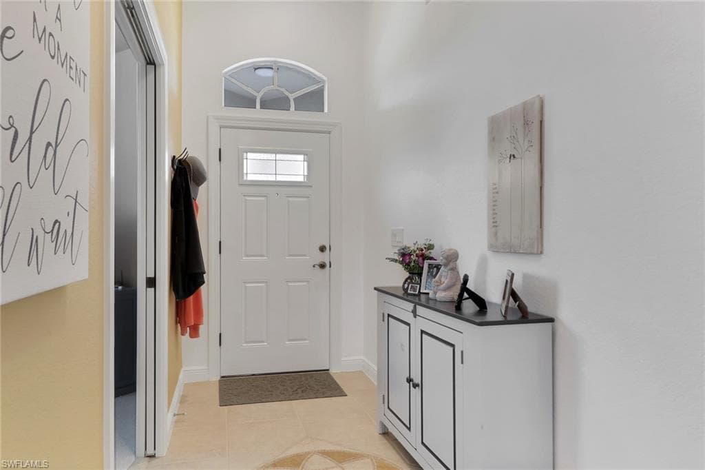 8106 Tauren Ct, Naples, FL 34119-5