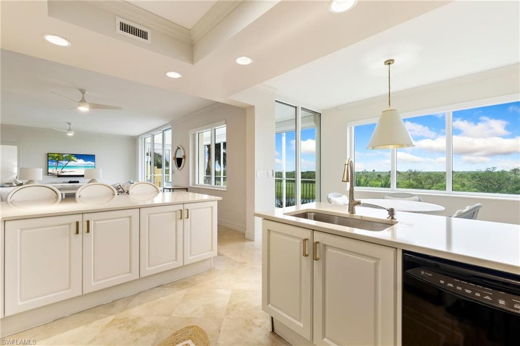 4761 West Bay Blvd 203, Estero, FL 33928-7