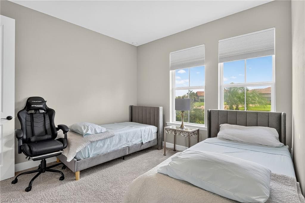 2082 Grove Dr, Naples, FL 34120-26