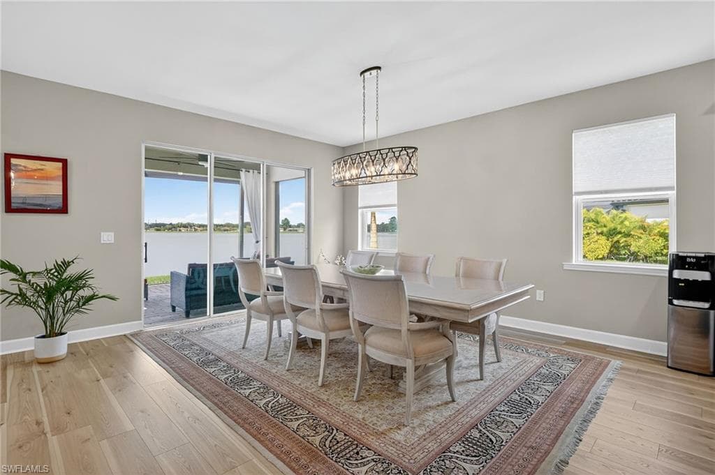 2082 Grove Dr, Naples, FL 34120-7