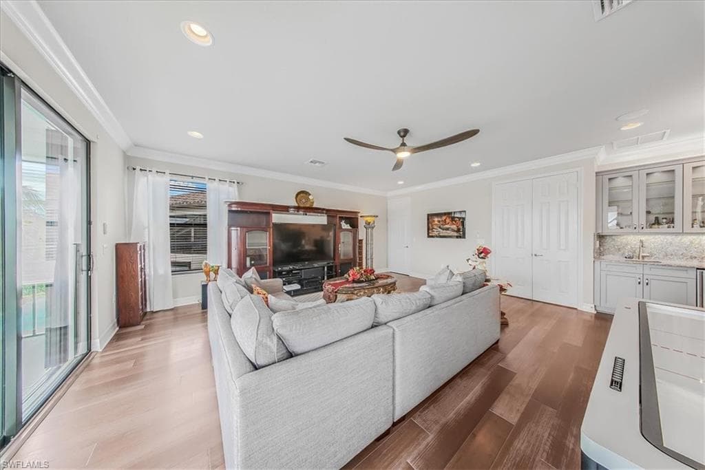 4616 Azalea Dr, Naples, FL 34119-21