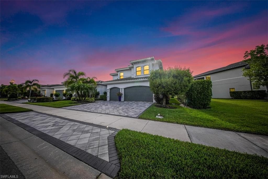 4616 Azalea Dr, Naples, FL 34119-38