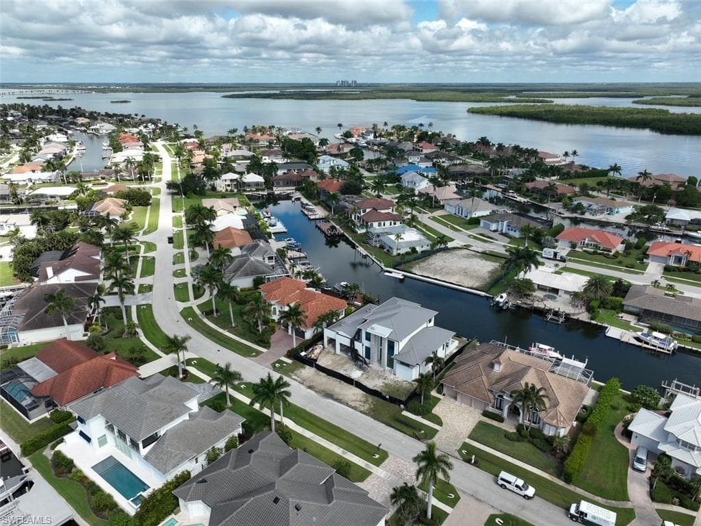 159 Dan River Ct, Marco Island, FL 34145-9